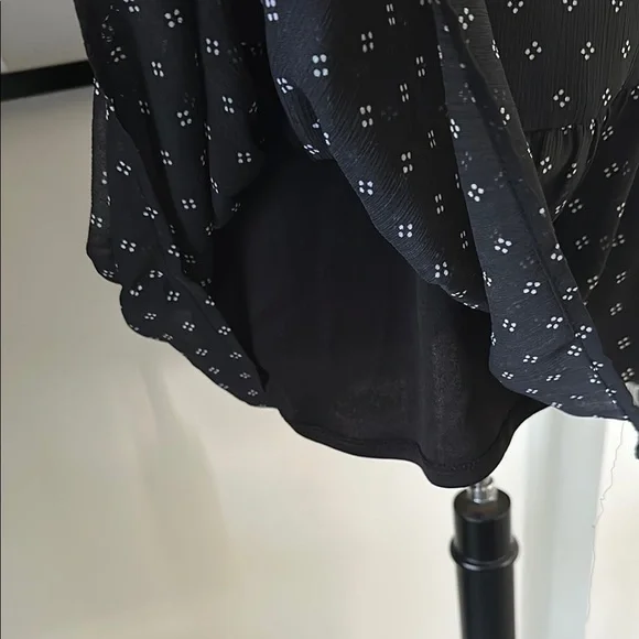 Old Navy Black with White Diamond detail Mini dress Size Small - Picture 6 of 8